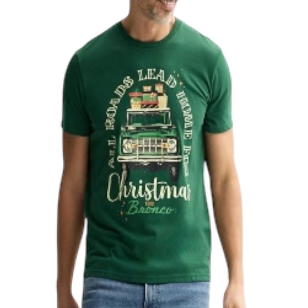 Ford Christmas Truck Graphic Tee Men’s XL Green Holiday Vintage Style Casual